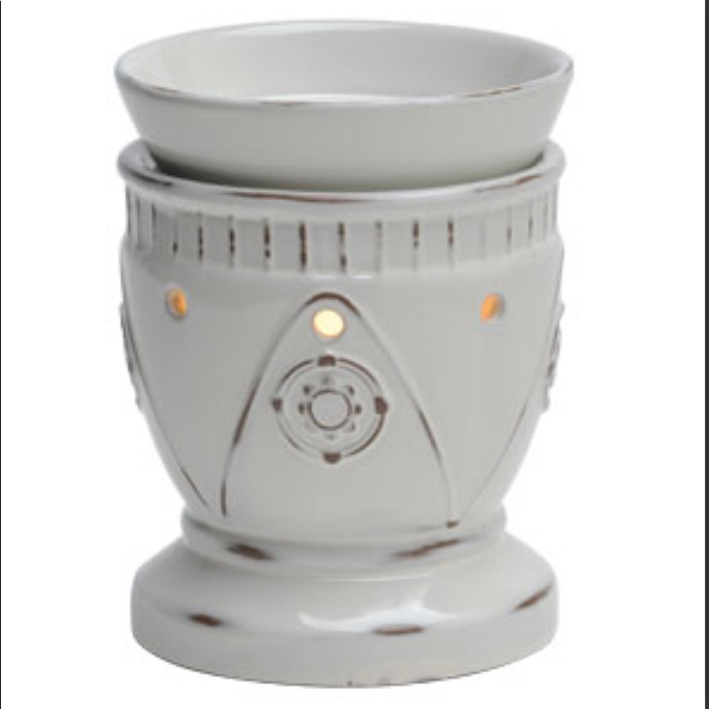 NEW Scentsy Hampton Full Size Warmer